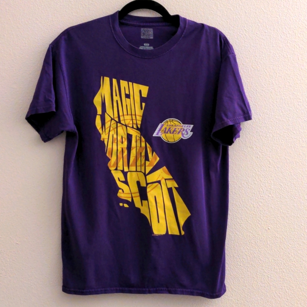 Vintage Lakers Tshirt Showtime Era